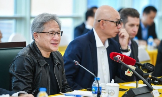 Chủ tịch Nvidia: 'Làn sóng AI đem đến cơ hội phi thường cho Việt Nam'