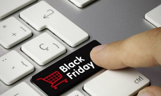 Sợ ‘đổ máu’, người dân Mỹ chọn mua sắm trực tuyến dịp Black Friday