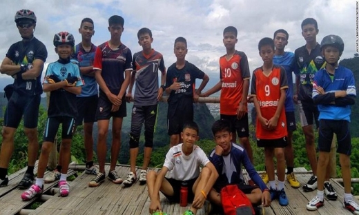 Thái Lan chứng kiến ‘điều kỳ diệu’, toàn bộ đội bóng nhí được giải cứu thành công
