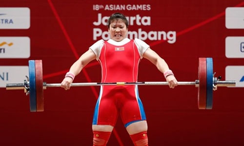 Vận động viên Triều Tiên giành huy chương vàng Asiad được thưởng nhà, xe