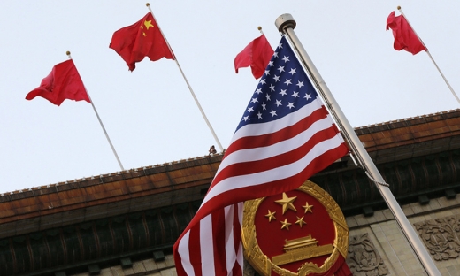 Vừa cấm tàu chiến Mỹ đến Hong Kong, Trung Quốc cân nhắc ngăn quan chức Mỹ tới Tân Cương