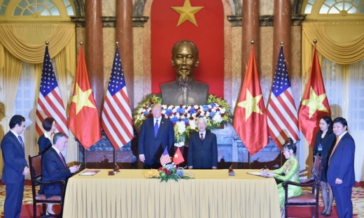 Tổng thống Donald Trump hội kiến Tổng Bí thư Nguyễn Phú Trọng: Nhiều thương vụ ‘khủng’ được ký kết