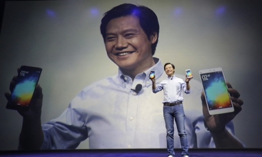 Được thưởng gần 1 tỷ USD, nhà sáng lập Xiaomi tuyên bố dành hết làm từ thiện
