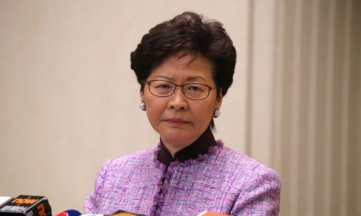 Lãnh đạo Hong Kong rơi nước mắt, tuyên bố không rút lại dự luật dẫn độ