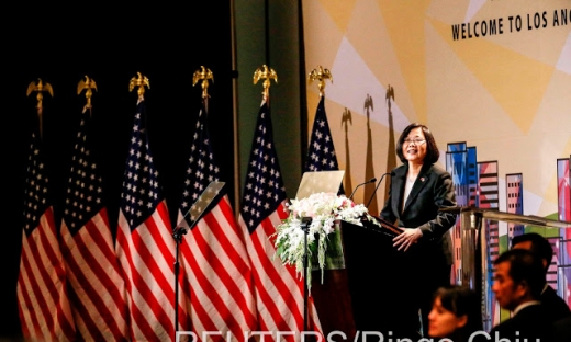 Bà Thái Anh Văn tính dừng chân tại Mỹ 4 đêm, Trung Quốc lên tiếng phản đối