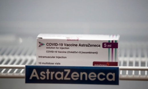 Thế giới tuần qua: Trung Quốc thông qua nghị quyết lịch sử, AstraZeneca ngừng bán vaccine phi lợi nhuận