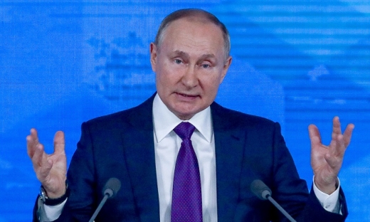 Ông Putin: ‘Nga và Trung Quốc đang cùng phát triển vũ khí công nghệ cao’