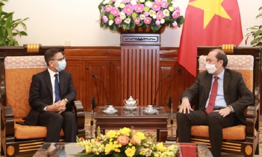 Ấn Độ cam kết bảo đảm sức khỏe cho công dân Việt Nam