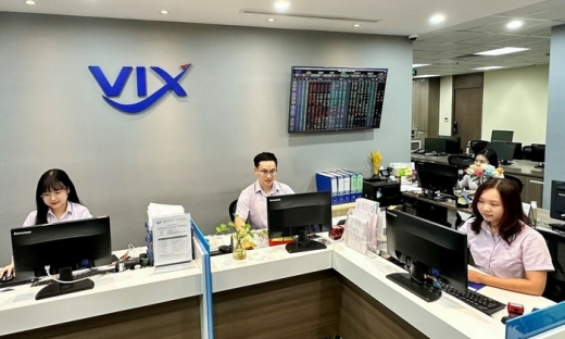 Người nhà Chủ tịch Nguyễn Thị Tuyết bán sạch 135 triệu cổ phiếu VIX