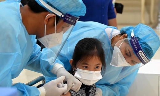 Pfizer cam kết sớm cung cấp 22 triệu liều vaccine cho trẻ 5-12 tuổi của Việt Nam