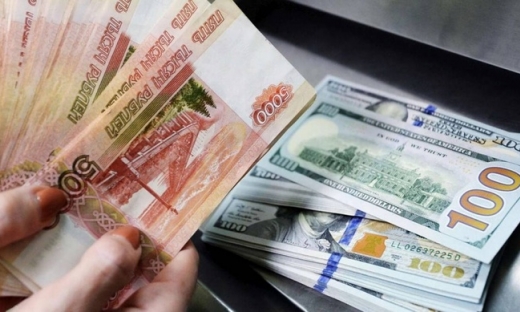 Bị Mỹ đẩy đến bờ vực vỡ nợ, Nga tuyên bố sẽ thanh toán bằng đồng ruble