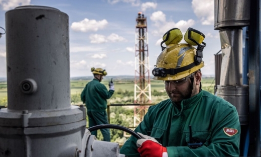 Hungary đề xuất trả phí trung chuyển thay công ty Nga để nối lại nguồn cung dầu