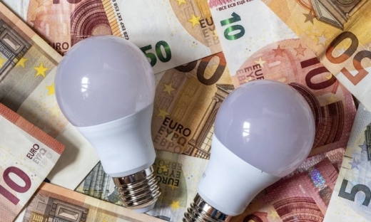 Châu Âu chi tới 500 tỷ euro ứng phó khủng hoảng năng lượng