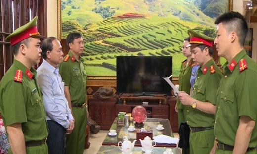 Bắt tạm giam Phó Chủ tịch Hội nông dân tỉnh Thanh Hoá