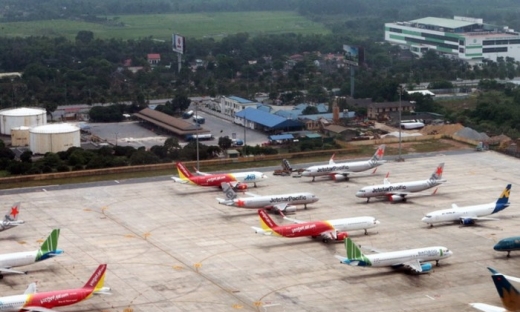 Sân bay Tân Sơn Nhất 'ế ẩm' kỷ lục