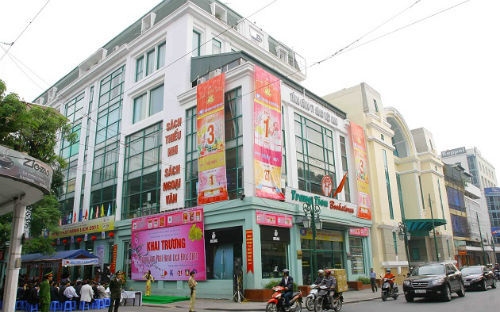 Mang 78% tài sản cho vay, Sách Việt Nam thu lãi đậm, nhiều hơn bán sách