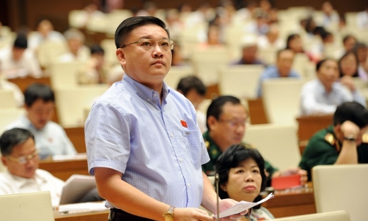 Cựu ĐBQH Trần Khắc Tâm nói về phát ngôn của Bộ trưởng Nguyễn Văn Thể: 'Bó tay!'