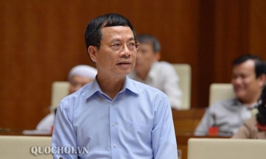 Bộ trưởng Nguyễn Mạnh Hùng: 'Nếu không dọn rác trên mạng sẽ ảnh hưởng đến não người'