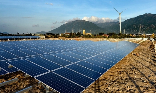 Giá điện mặt trời sau 30/6: Bộ Công Thương đề xuất chỉ 1 giá trên toàn quốc