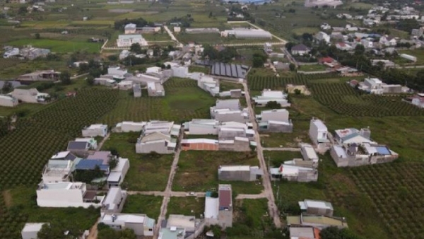 Bình Thuận gỡ bỏ lệnh chặn giao dịch cho 90 thửa đất tang vật của vụ án đất đai