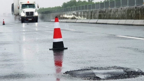 Bộ Công an: ‘VEC không đủ năng lực sửa chữa cao tốc Đà Nẵng – Quảng Ngãi’