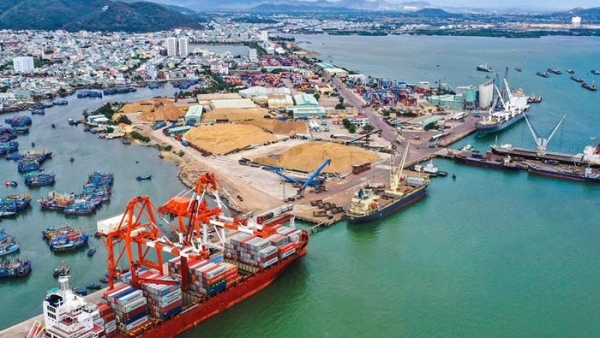 HoSE dừng xem xét hồ sơ niêm yết cổ phiếu QNP của Cảng Quy Nhơn