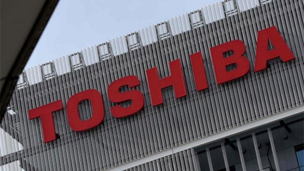 Toshiba có thể bán mảng kinh doanh chip để bù lỗ