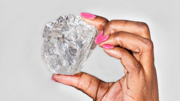 Viên kim cương siêu khủng 'từ chối' giá nghìn tỷ