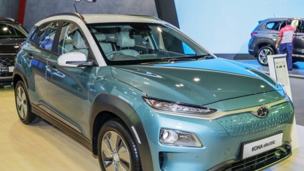 Hyundai Kona Electric 'đánh bại' xe điện bán chạy nhất thế giới Nissan Leaf