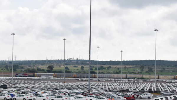 Nissan sa thải 1.000 công nhân tại Mexico