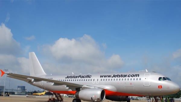 Hàng loạt chuyến bay của Jetstar Pacific chậm chuyến, phải đổi hướng