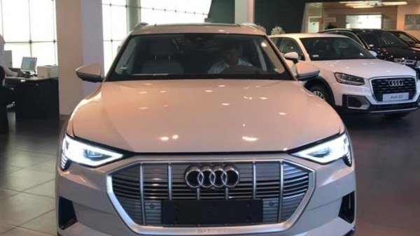 Xe chạy điện Audi E-Tron 2019 đầu tiên tại Việt Nam có gì?