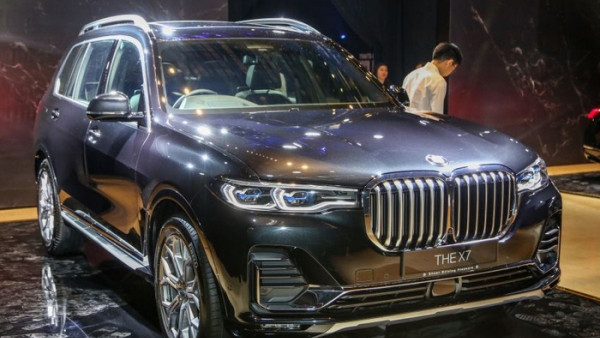 Giá bán BMW X7 tại Việt Nam đắt hơn Malaysia tới 2,5 tỷ đồng