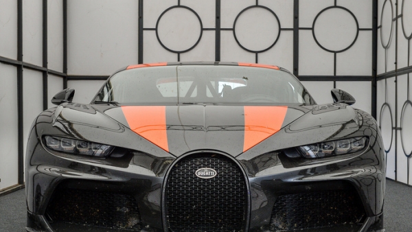 Bugatti Chiron Super Sport 300+ bản giới hạn giá gần 91 tỷ đồng có gì?
