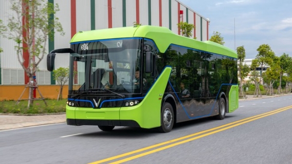 Vinbus và Avantech hợp tác phát triển hệ thống thông minh cho xe buýt điện