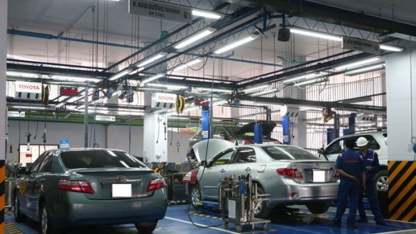 Dịch Covid-19: Toyota và Lexus tạm đóng cửa phòng trưng bày và xưởng dịch vụ tại Hà Nội