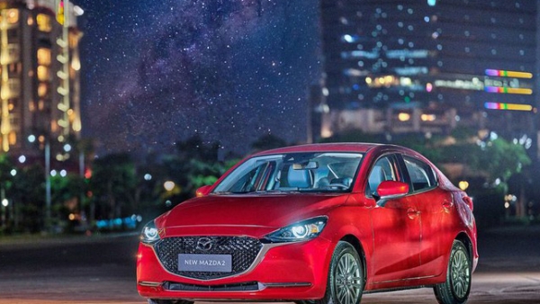 Ngang giá Hyundai Elantra, Mazda2 Sport 2020 bản cao cấp Premium được trang bị những gì?