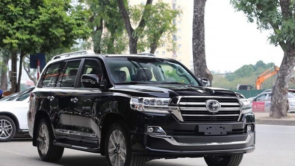 Triệu hồi xe tiền tỷ Toyota Land Cruiser, Alphard bán tại Việt Nam