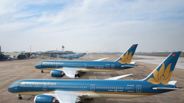 Thu hồi chuỗi slot nhóm Vietnam Airlines tại sân bay Tân Sơn Nhất, Nội Bài