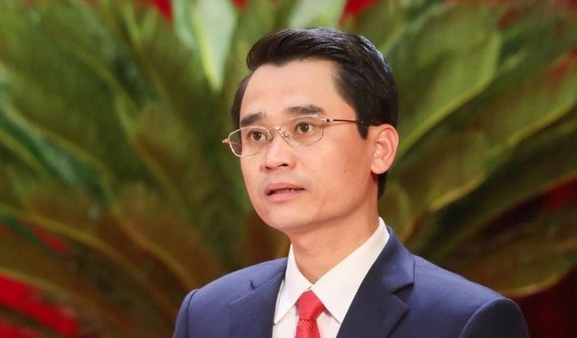 Liên quan Việt Á, Phó chủ tịch UBND tỉnh Quảng Ninh Phạm Văn Thành bị cảnh cáo