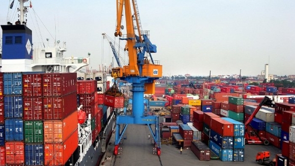 Trung Quốc thay Mỹ trở thành nhà nhập khẩu lớn nhất của Việt Nam