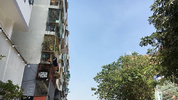 Chung cư trung tâm Sài Gòn nghiêng, hàng trăm hộ khẩn cấp di dời
