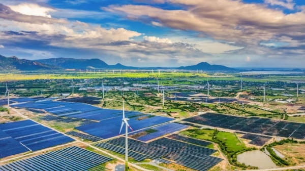 Việt Nam cần 135 tỷ USD đầu tư vào năng lượng tái tạo