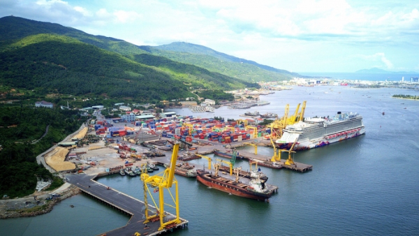 Thứ trưởng Nguyễn Nhật: 'Việt Nam không có cảng biển quy mô tầm quốc tế'