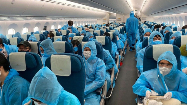 Vietnam Airlines sẽ có 3 chuyến bay 'giải cứu' hơn 700 du khách mắc kẹt tại Đà Nẵng