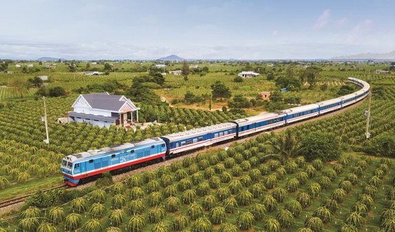 Cử tri tiếp tục 'thúc' Bộ GTVT xây tuyến đường sắt Buôn Ma Thuột - Tuy Hòa