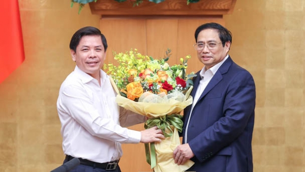 Thủ tướng: '5 năm làm Bộ trưởng Bộ GTVT, ông Nguyễn Văn Thể để lại rất nhiều dấu ấn'