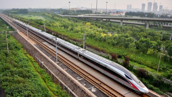 Bộ Chính trị yêu cầu Bộ GTVT trình chủ trương đầu tư đường sắt cao tốc Bắc - Nam