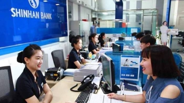 Ngân hàng tuần qua: Shinhan Bank phát hành trái phiếu lần đầu, thí điểm rút tiền tại ATM bằng CCCD