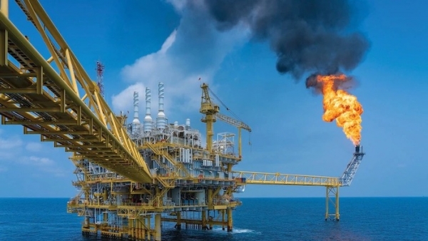 'Chấm điểm' cổ phiếu dầu khí: Lợi nhuận GAS và BSR giảm, PLX cùng PVD tăng
